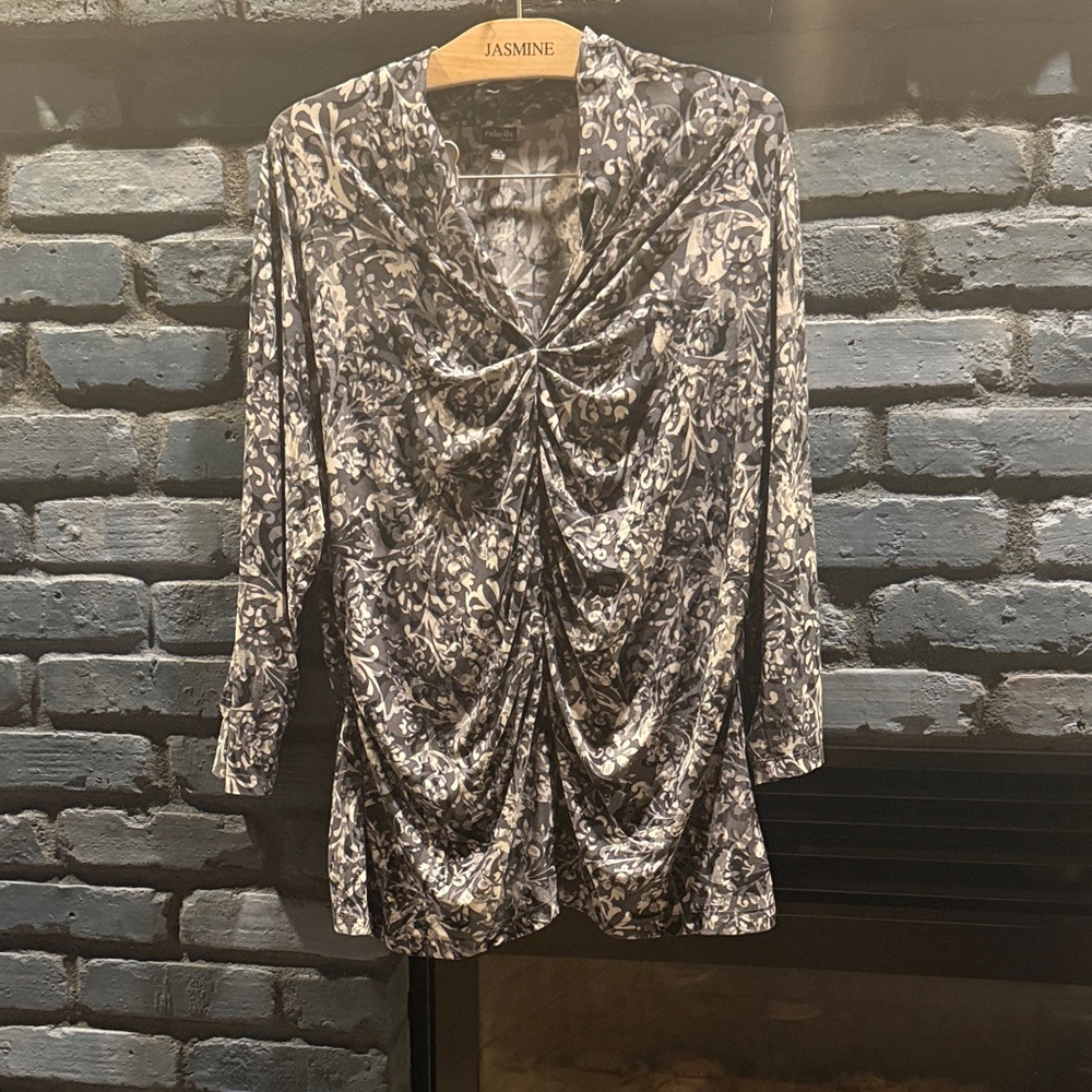 Jasmine Elegant Black and Cream Blouse